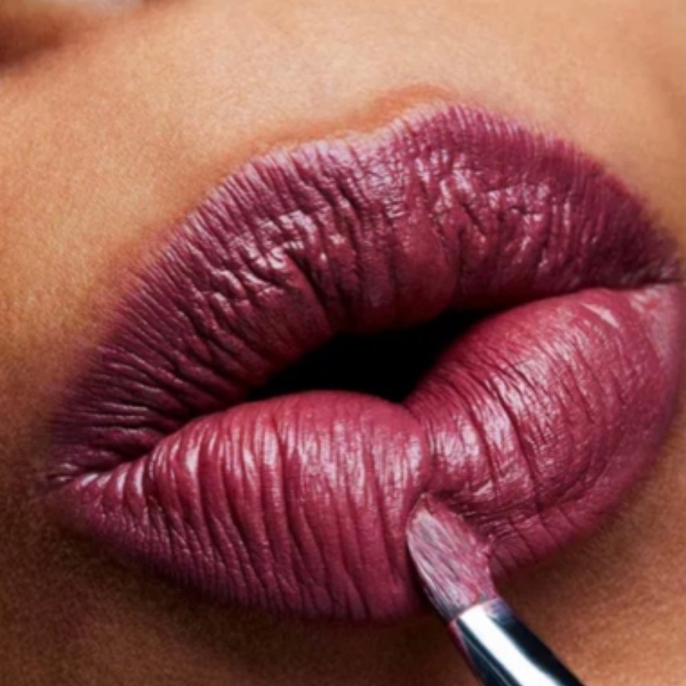 MAC Satin Lipstick Amorous Cranberry Deep Berry Plum NEW IN BOX